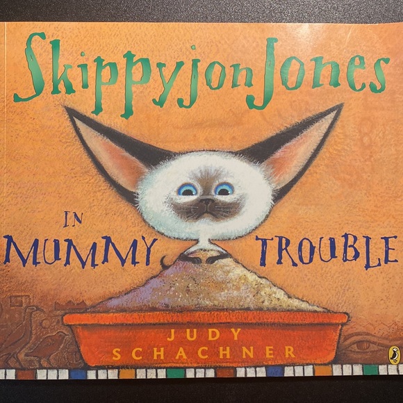 2 Skippyjon Jones books. - Picture 4 of 5